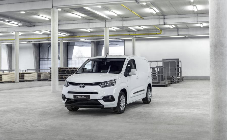  Toyota ProAce City Van 2019 года  (EU) (фото 34 из 53)